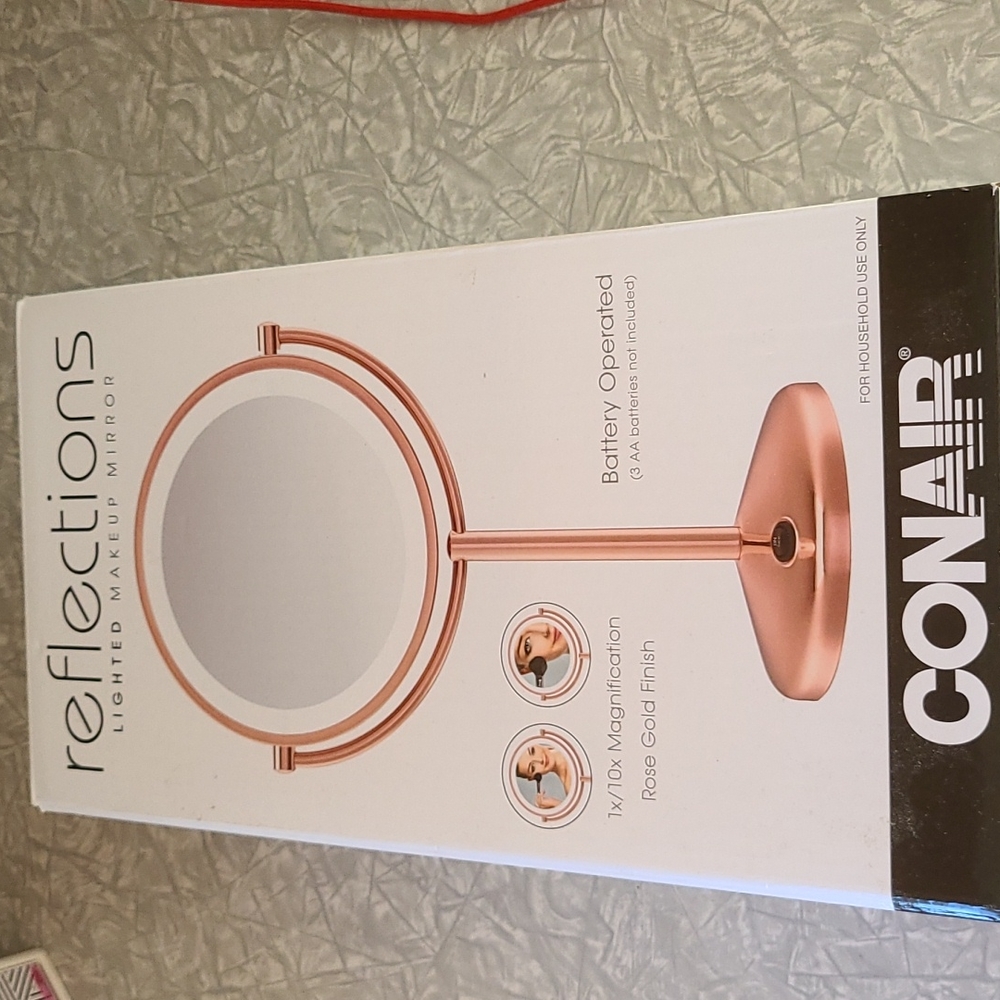 Conair Reflections Lighted Makeup Mirror